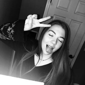 Meet your Posher, Taryn